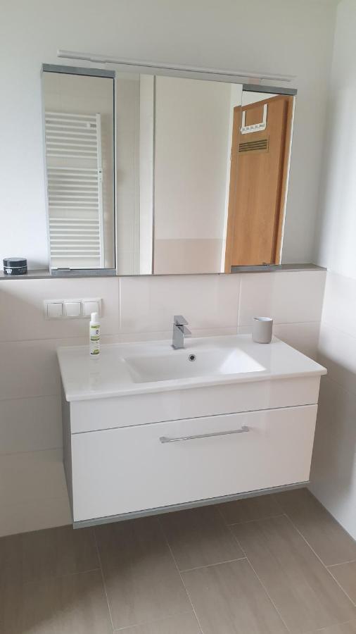 Boardingappartement Windeckblick, Ruhige, Zentrale Lage Mit Grossem Suedbalkon 布尔 外观 照片
