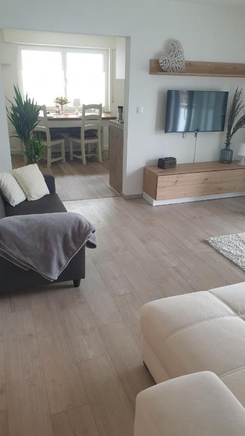 Boardingappartement Windeckblick, Ruhige, Zentrale Lage Mit Grossem Suedbalkon 布尔 外观 照片